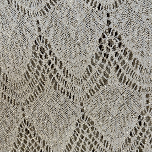 Boho fringe crochet pullover patterned top. Size small - Picture 3 of 7